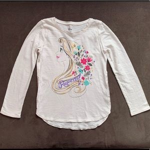 Long sleeve Rapunzel shirt size 6.